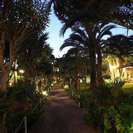 Ballos Apartments Nea Makri Exterior photo