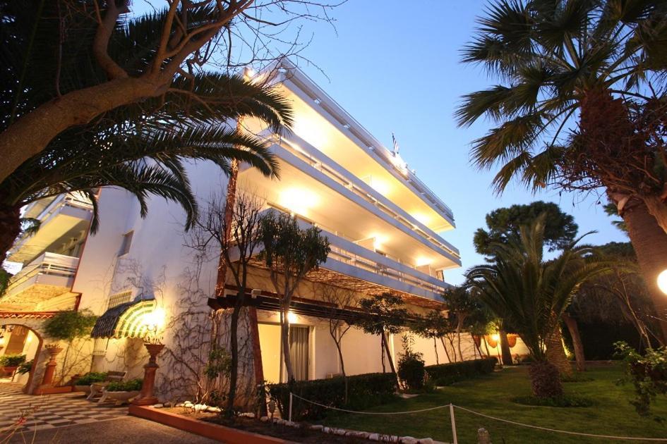 Ballos Apartments Nea Makri Exterior photo