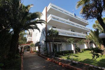 Ballos Apartments Nea Makri Exterior photo